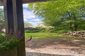 Property grounds - Deanburn Barn - Cosy Straw Bale Barn on the edge of Dartmoor National Park (Buckfastleigh)