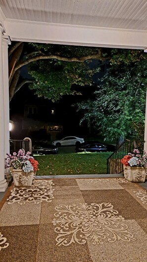 Property grounds - Distinguished Home, High Ceiling, Modern with Historic Charm, Great Neighborhood (Scranton)