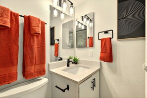Bathroom - Desert Sun Casita! Stylish 2BR Mesa Retreat close to Sloan Park & Scottsdale. (Mesa)