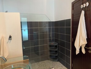 Bathroom - Cozy and Quiet 2BR Condo in Cabarete Center (Cabarete)