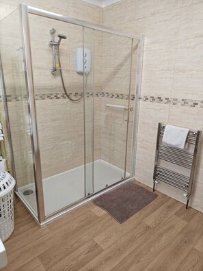 Bathroom - The Bungalow Birmingham NEC Airport Bullring (Birmingham)