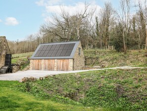 Exterior - Little Mill (Chesterfield)