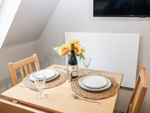 Dining - Little Mill (Chesterfield)