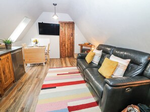 Living area - Little Mill (Chesterfield)