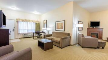 Deluxe Single Room | Living area