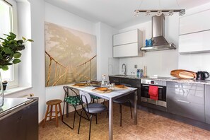 Apartamento, balcón | Cocina privada