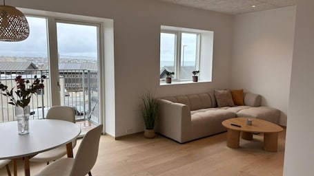 Classic Apartment, 2 Bedrooms, Balcony | Living area | 55-inch Smart TV with digital channels, heated floors. Sea View Apartment with balcony 2BR