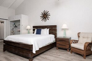 5 bedrooms, iron/ironing board, free WiFi, bed sheets - Bungalow Ocean Front (La Grande Princesse)