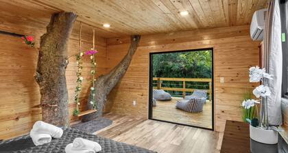 Epic Treehouse Villa - Pool • Pickleball