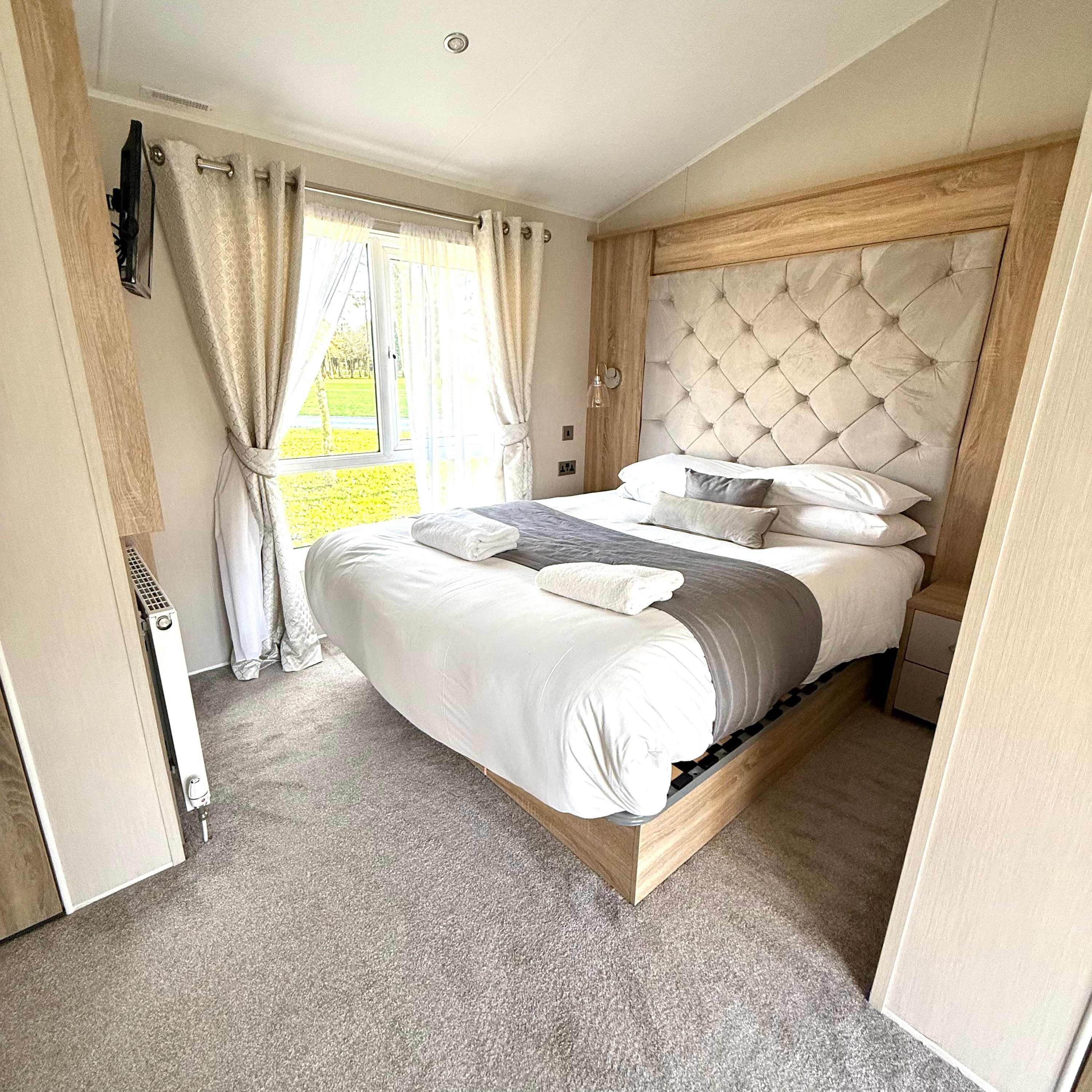 Host & Stay | The White Swan - Pocklington