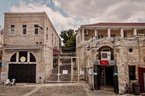Exterior - Christ Church Guest House (Jerusalem)