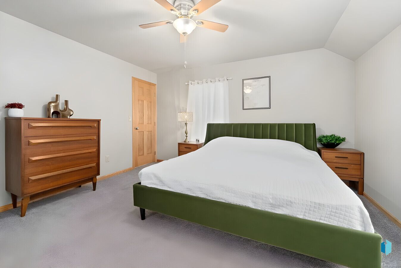 2 Schlafzimmer, Schreibtisch, WLAN