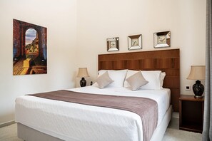 Villa - Elegant Chania Villa for 4 Guests (Kissamos)