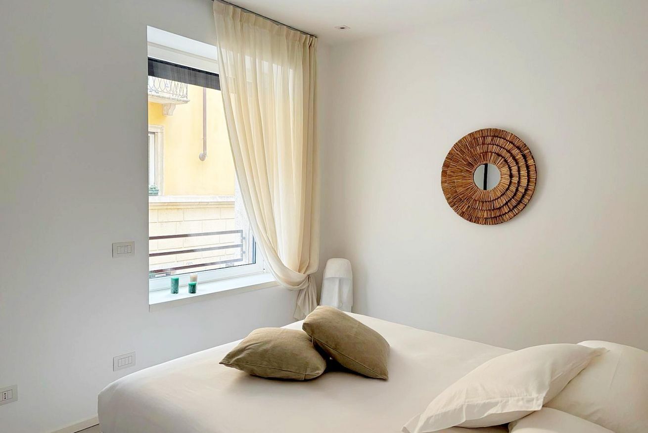 2 bedrooms, iron/ironing board