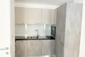 Fridge, microwave, dishwasher, toaster - ApartmentsArena - Amarone Escape - A (Verona)