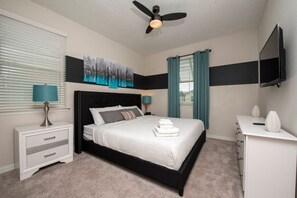 9 bedrooms - 9BR Home w/ Private Pool Solara Resort (Kissimmee)