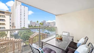 Casa (1 Bedroom) | Vista del balcón