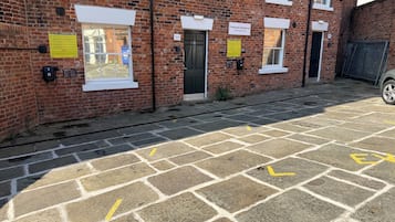 Electric vehicle-charging station