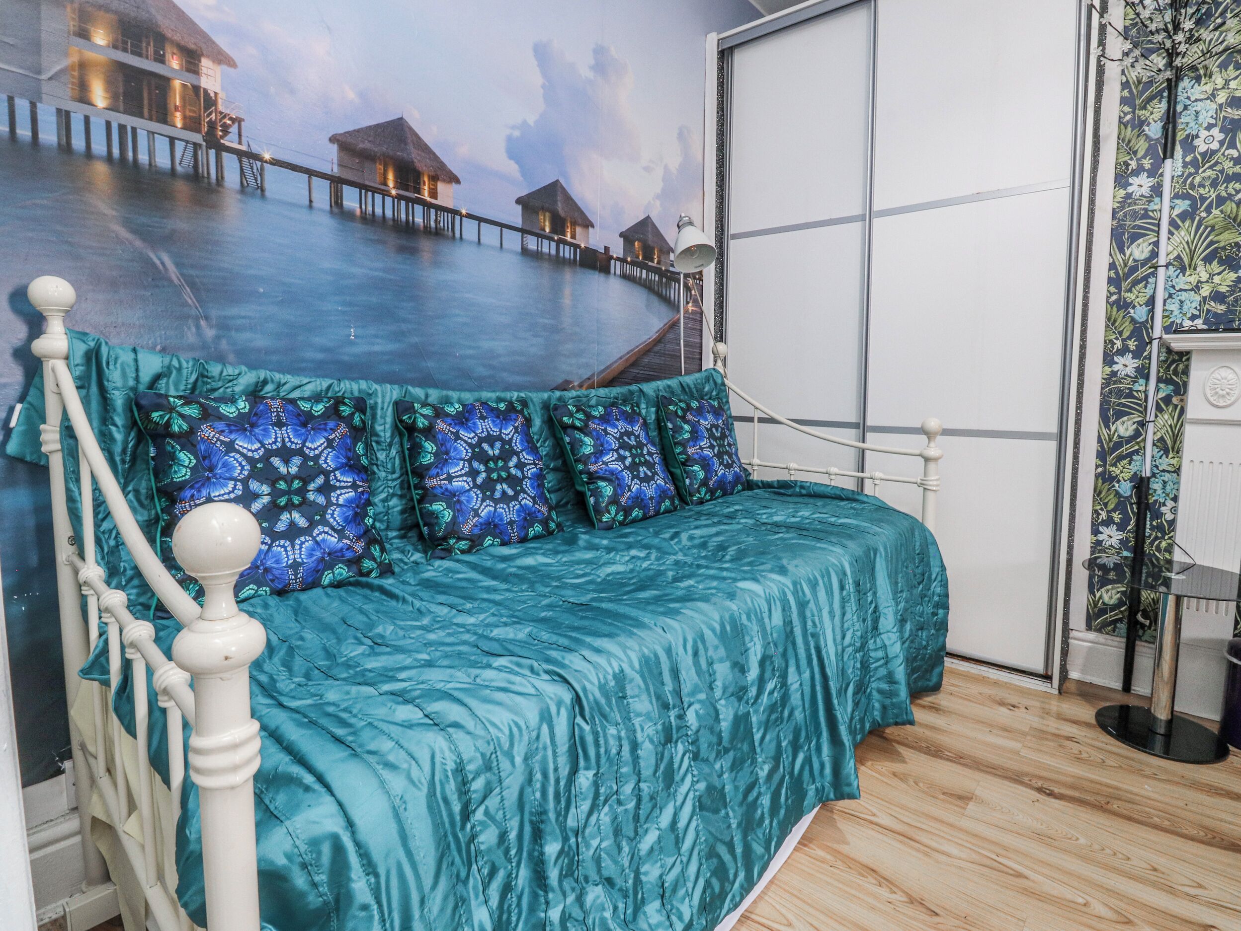 1 bedroom, individually decorated, individually furnished, free WiFi