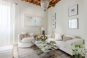 House - Casa Antonello in Lucca (Lucca)