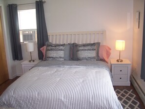 3 habitaciones, tabla de planchar con plancha, wifi y ropa de cama