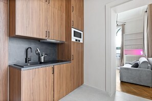 Fridge, microwave, oven, coffee/tea maker - 258 Flandrin - Superb Apt  in Paris (Paris)