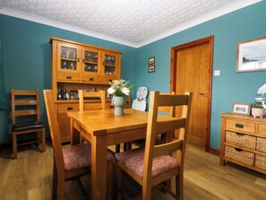 Dining - 36 Cae Rhos (Holyhead)