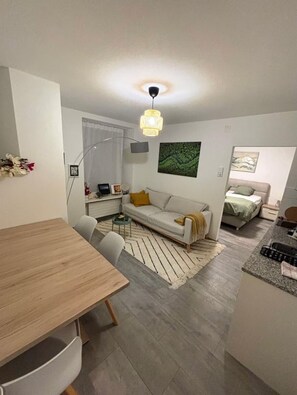Interior - Top Apartment at Heart of Zurich. 24h Self Check In. Nintendo Switch etc. (Zürich)