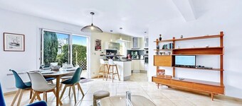 House near beach with garden PMR room