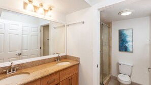 Bathroom - One-Bedroom Deluxe Oceanfront Villa with all the comforts of home. (Myrtle Beach)