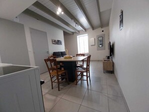Dining - Gîte La Caillère 4 people (Moncoutant-sur-Sèvre)