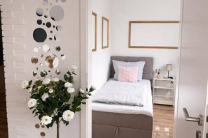 2 bedrooms, WiFi