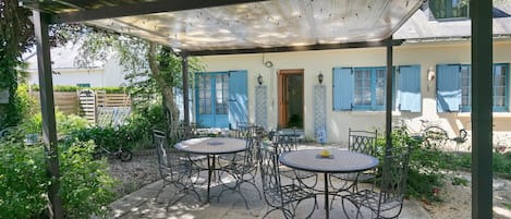 Restauration en plein air