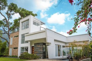 Exterior - Eco-Luxury Mountain Retreat Dapa (Dapa)
