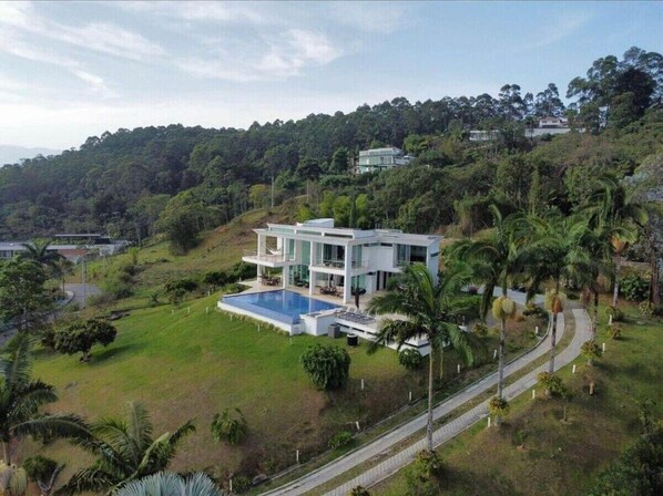 Exterior - Casa Luxury Las Palmas · Brand New Mansion in Las Palmas (MedellÃ­n)