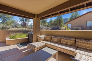 Terrace/patio - Sedona Townhome • Pool, Golf & Star Gazing (Sedona)