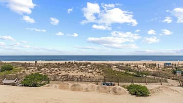 Playa en los alrededores
