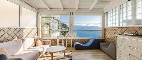 リビング エリア