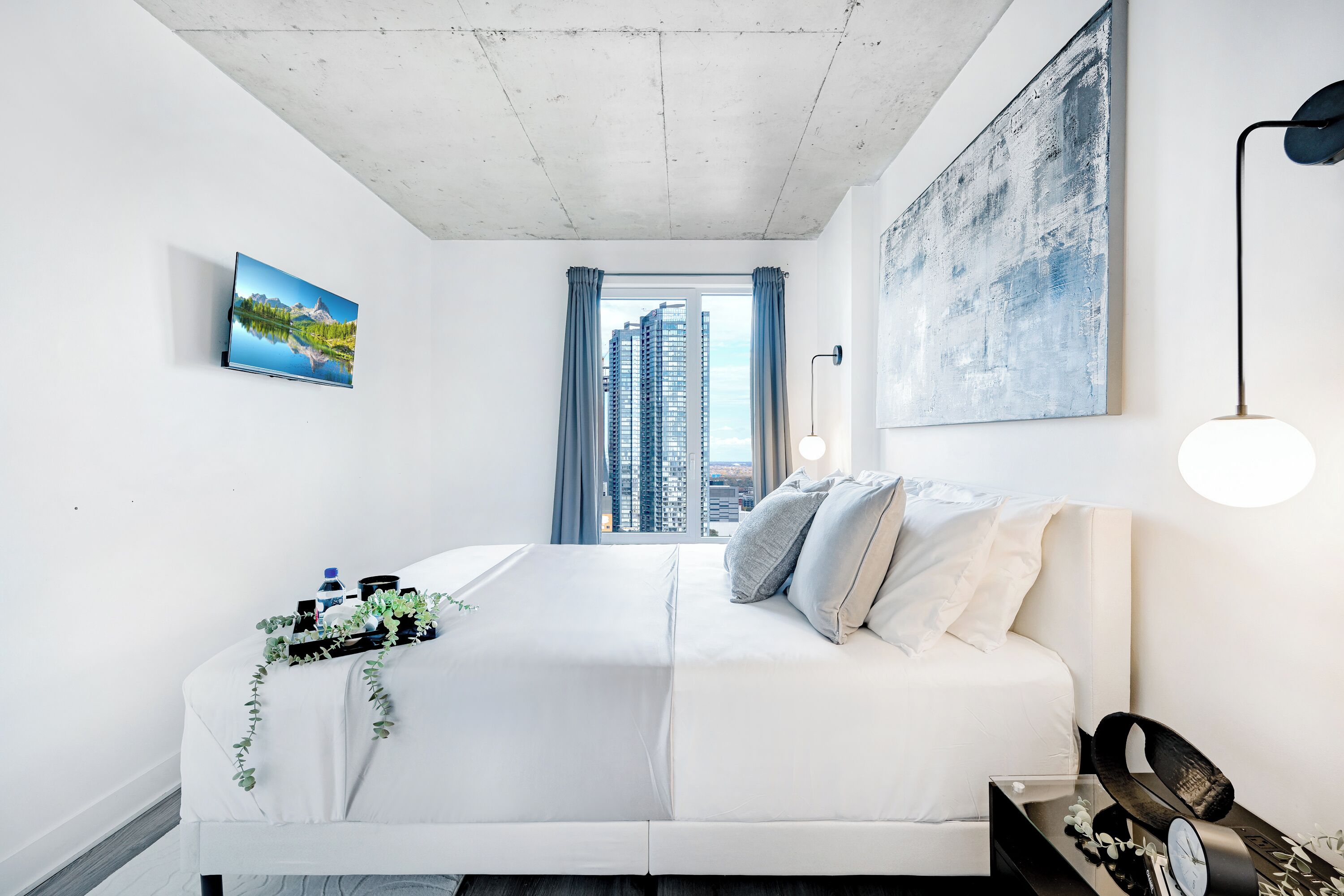 シグネチャー スタジオスイート クイーンベッド 1 台 キッチン シティビュー