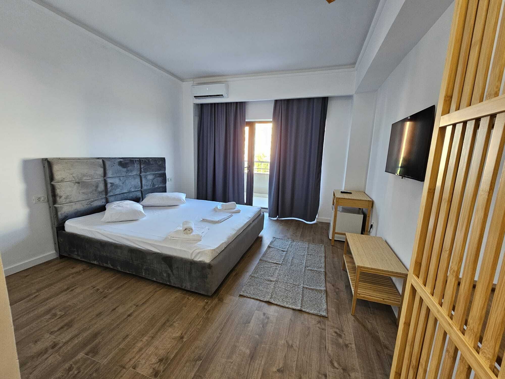 Quarto casal luxo, sacada | Escrivaninha, Wi-Fi de cortesia