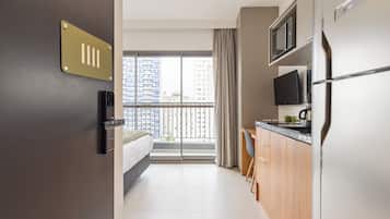Comfort Apartment, Kitchen, City View | Interior