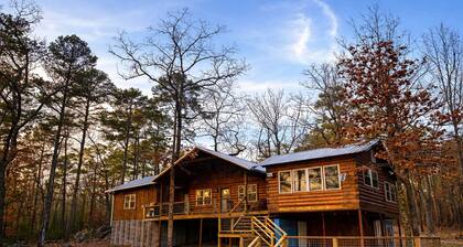 “Lake Greeson Retreat Near Parker’s Creek”