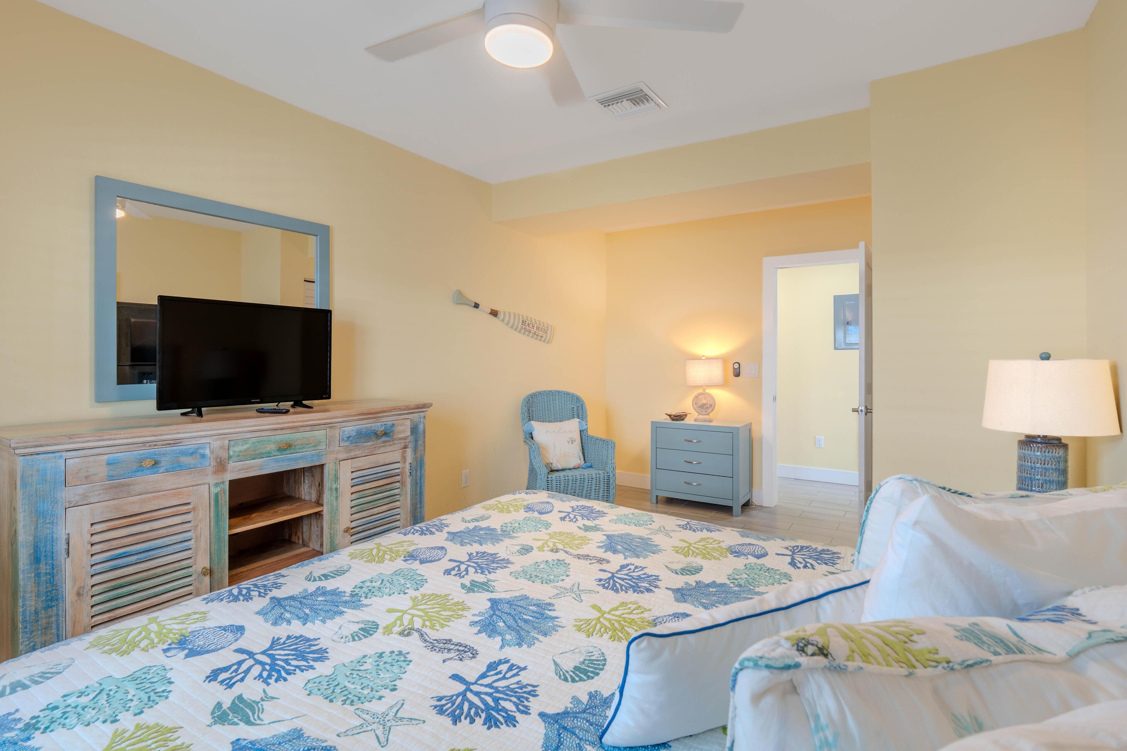 House, Multiple Beds (218 Beach House on Primo)