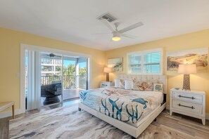 4 bedrooms - 218 Beach House on Primo (Fort Myers Beach)
