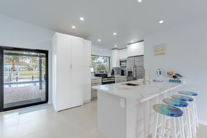 House, Multiple Beds (The Splash Pad) | Private kitchen - The Splash Pad (Fort Myers Beach)