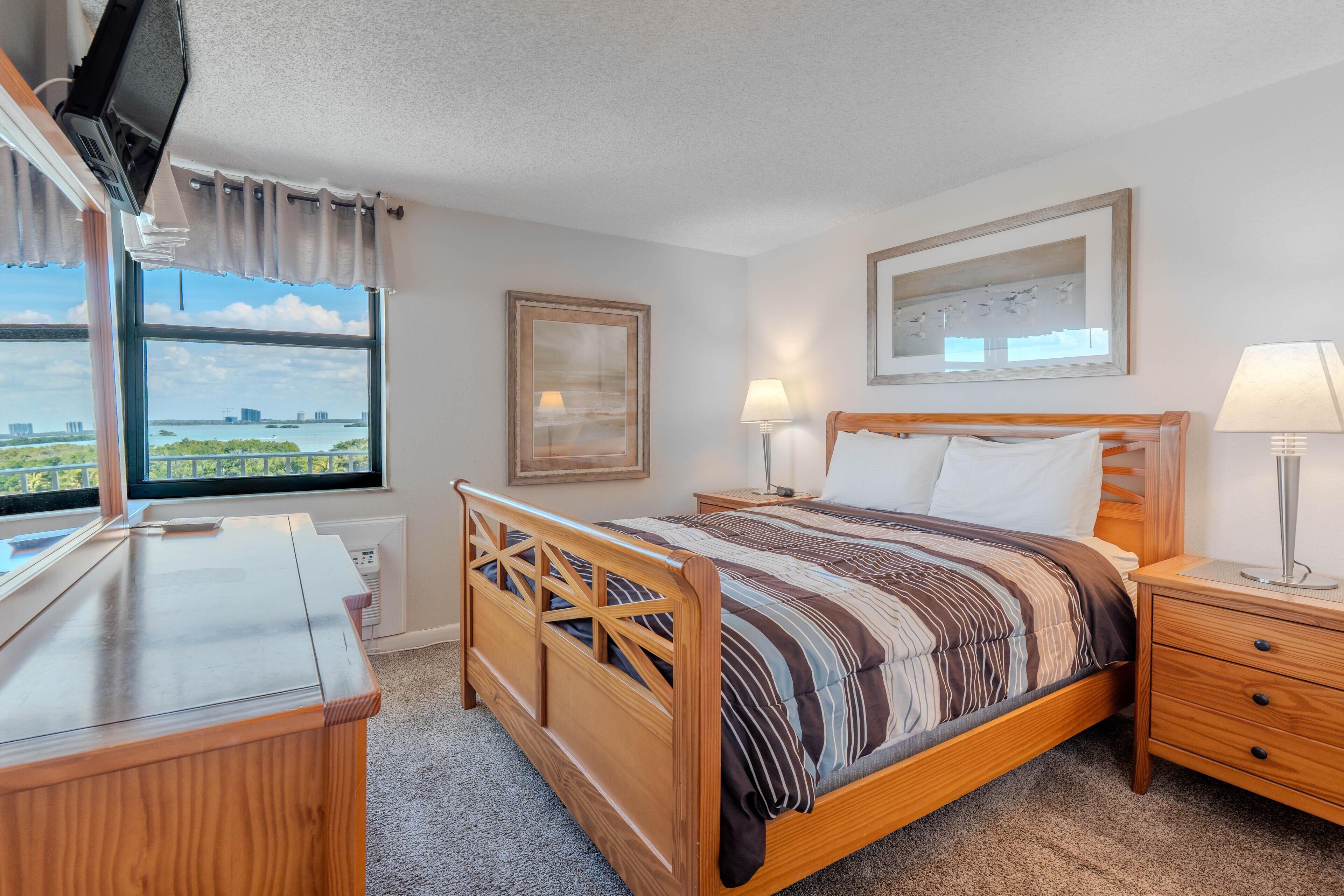 Condo, 1 Queen Bed (Lovers Key Beach Club #606)