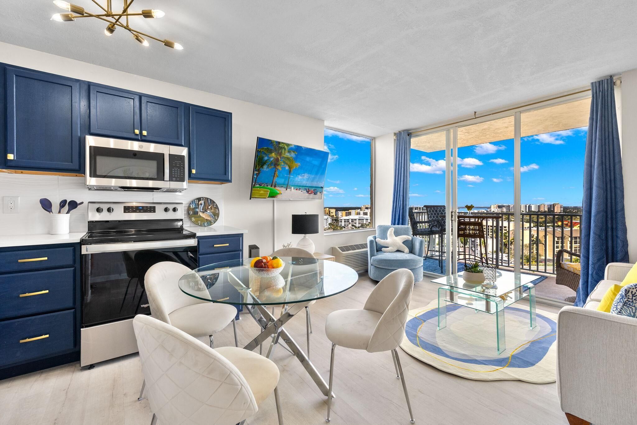 Condo, 1 King Bed with Sofa bed (Estero Beach & Tennis 1102-A) | Interior