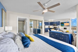 Room - Estero Beach & Tennis 1102-a (Fort Myers Beach)