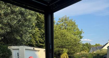 Villa with heated pool and jacuzzi at the foot of the Loire castles