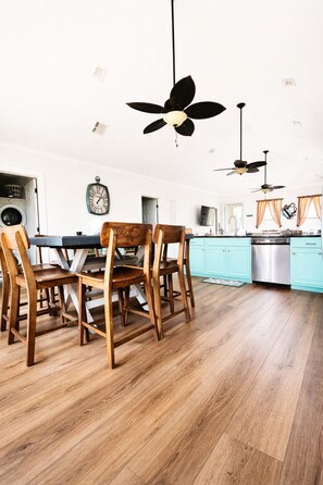 Dining - Modern Luxury Island Retreat — Family-Friendly with Gulf Views (Grand Isle)